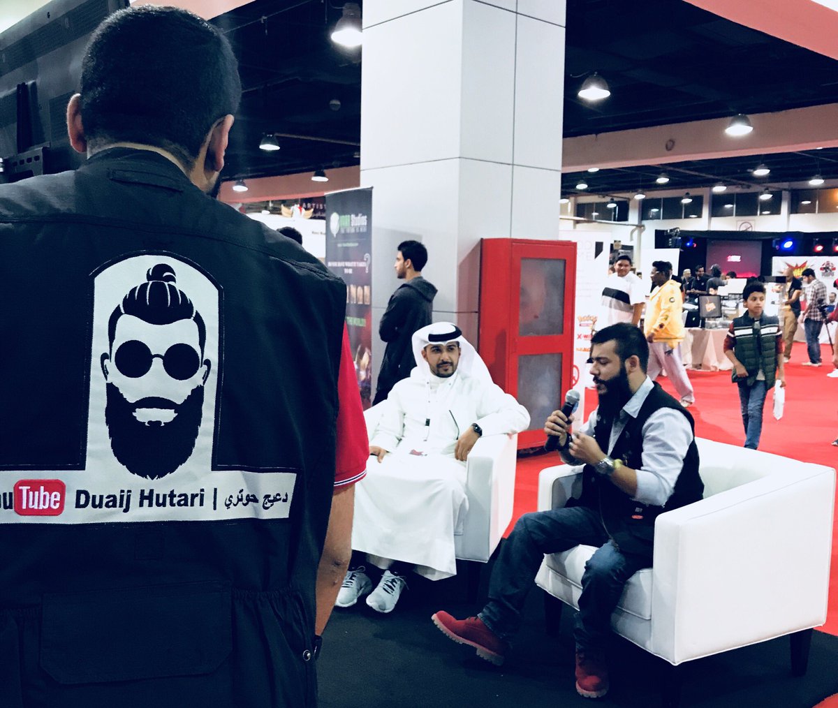 lalianah's tweet photo. Stay tuned for IGN Kuwait’s live show
IGN Live on #Youtube with @DjDeagishere https://t.co/Zp7GyAK724