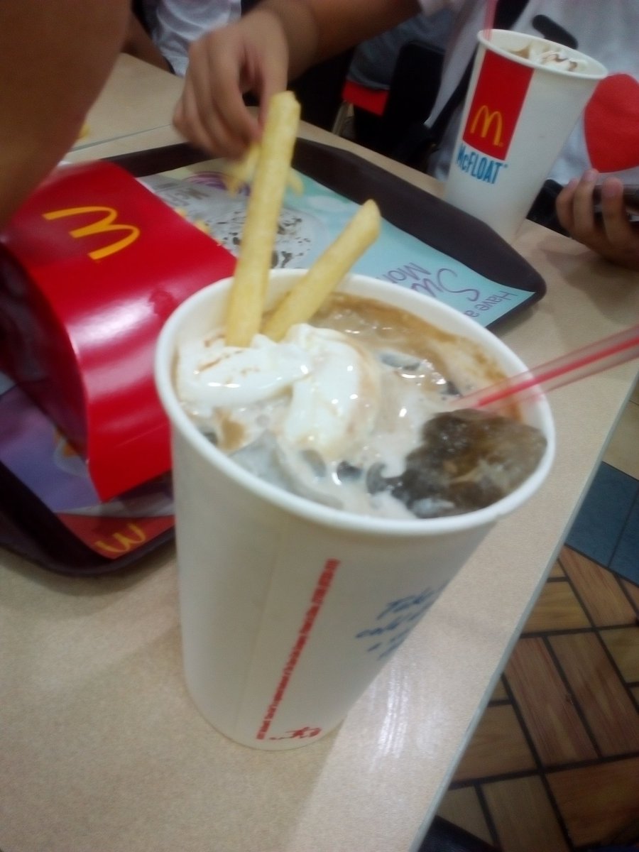 maeeeeef's tweet photo. Katakawan🍟 @iamHnnhKm https://t.co/Ikt36EYVy4