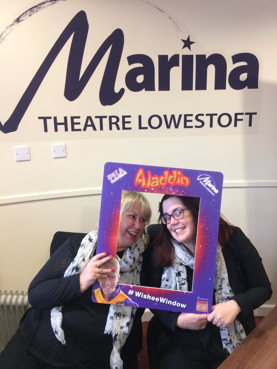 Come and join us in the town centre from 10am as panto star <a href="/TERRYGLEED/">TERRY GLEED</a> is on hand to provide some festive fun for shoppers! And don't forget to take a selfie in his #wisheewindow