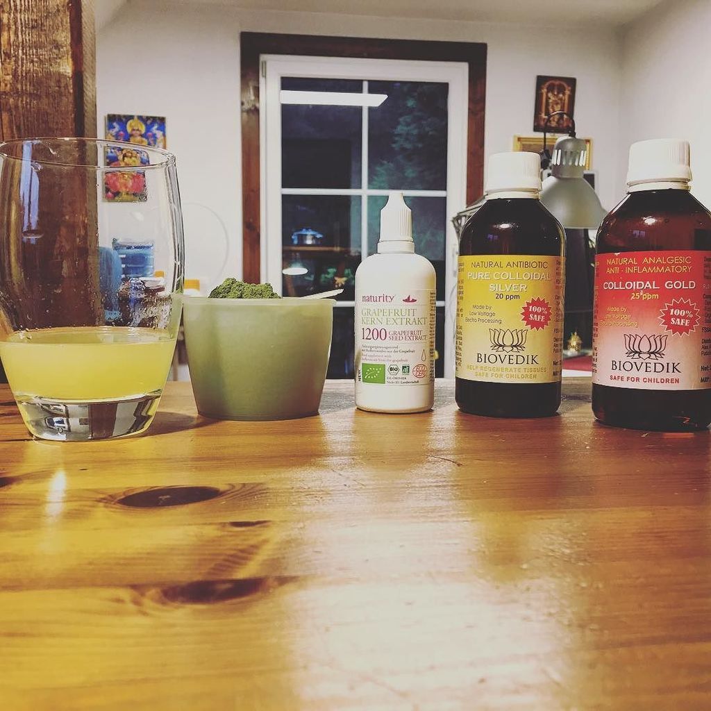 martinglanert's tweet photo. #lemon #spirulina #stevia #wheatgrass #barleygrass #moringa #grapefruit #extract #collodialsilver #collodialgold [Full post @ https://t.co/8CTXHfeLED] https://t.co/08wFMhdTvG