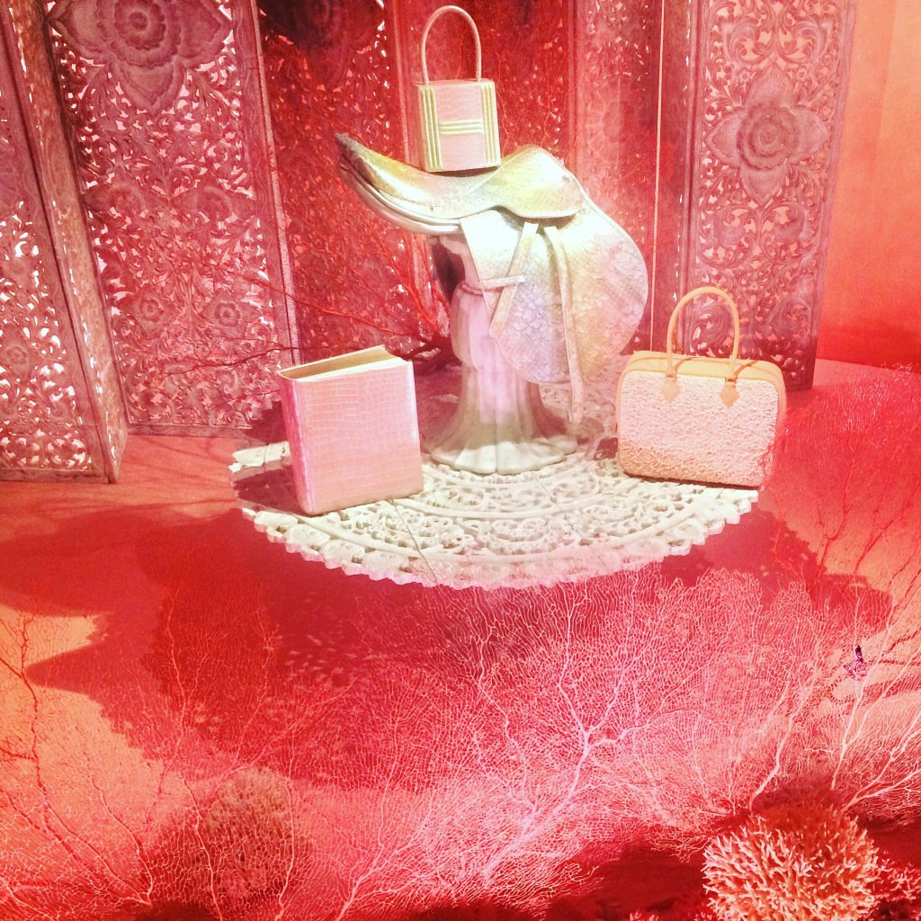 IsabelleAndover's tweet image. Hermès celebrates Leila Menchari isabelleandover.com/2017/11/25/her…