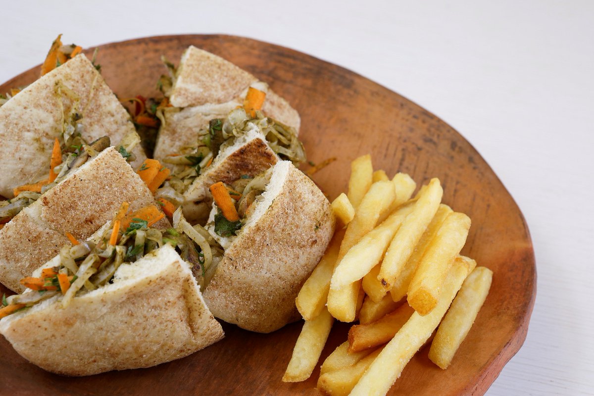 CriessePR's tweet photo. Kickstart the weekend with this delicious vegetable sandwich, at Spice It! #IbisStyles #SpiceIt #foodlover #CriessePR https://t.co/UaT4fs5B6Z