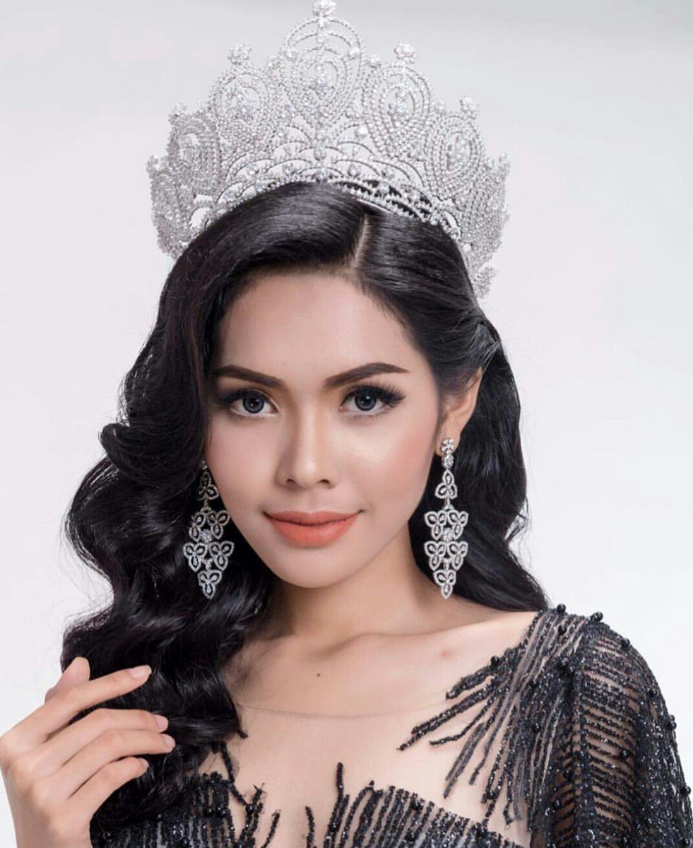 Aphiwath2's tweet photo. #MissUniverse #Cambodia https://t.co/Koj9Bb7IK9