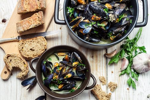 #MerryMorning 30: Mussels aren't a classic on the Christmas menu, but it's time they were, as December is a great time of year for quality!
