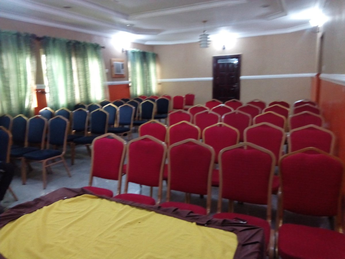 kariwaka_tv's tweet photo. We set to have you @WarriShop Vendors Training, dont forget its free browsing day, so come with your devices.
#warrishop
#freedataday https://t.co/qymN4MvcSm