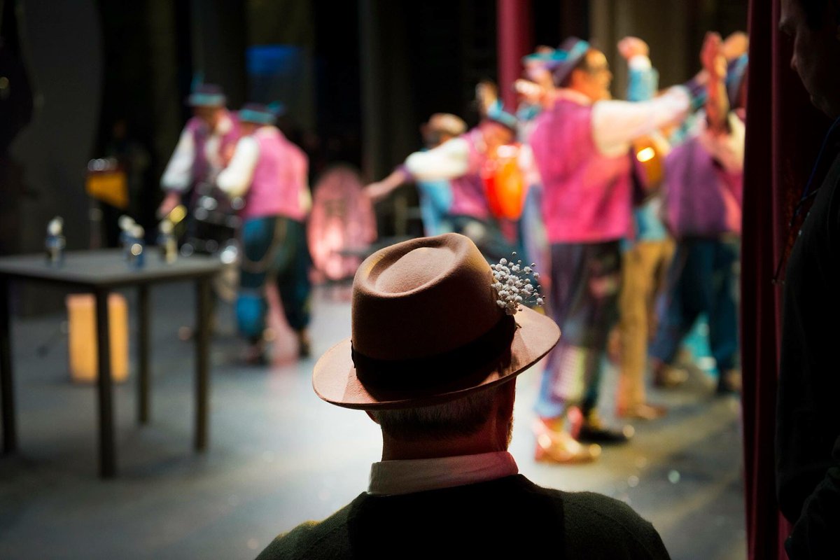 leti_ortiz's tweet image. Dicen muchos que hoy cierran el carnaval 2017... Yo lo leo y  vuelven el nudo en la garganta y los ojos vidriosos. Gracias por tanto @ComparsadeAM