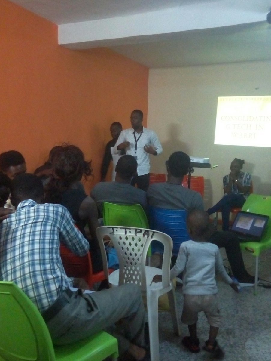 WarriUpdate's tweet photo. #WarritechMeetup in #Warri #tech #techies https://t.co/YyPk67Ermv