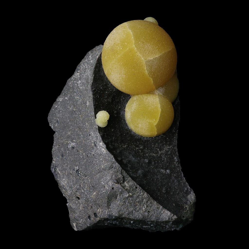 EssalhiStone's tweet photo. Calcite #stone #naturalstone #marble #quartz #calcite #italy https://t.co/GXAuBuEwwJ