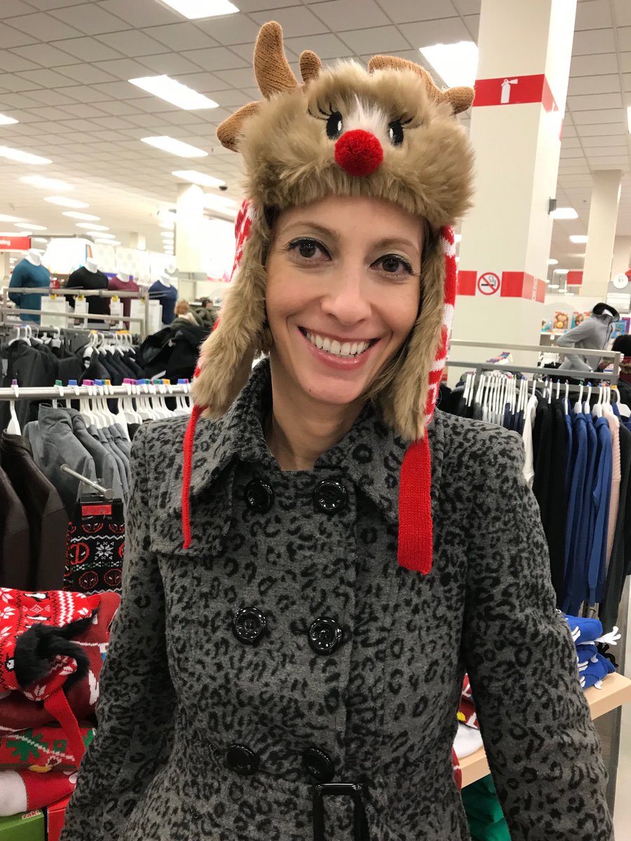 AndreeaDaia's tweet photo. Long time, no see. It’s been rather busy here, but somehow I managed to partake in the Black-Friday insanity. https://t.co/wSkv2UTH03