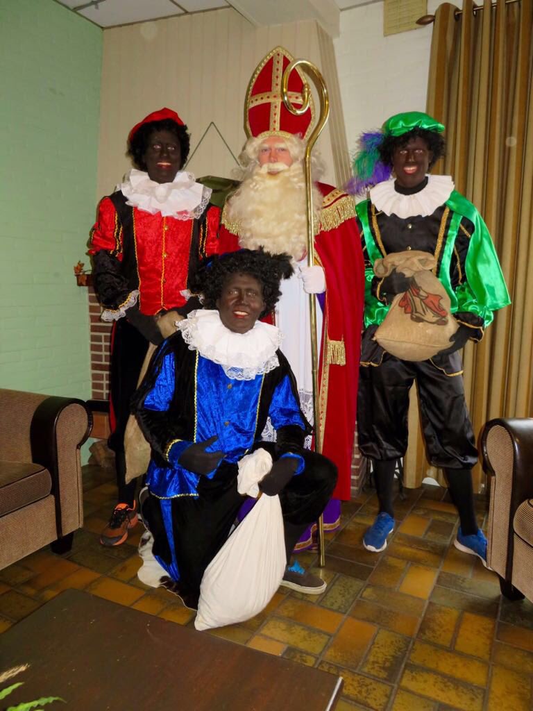 Vandaag op bezoek geweest bij de lieve kinderen van BDO in Apeldoorn. Wenst u nog een bezoekje? 
Mail dan snel met Sinterklaas@tafelronde.org