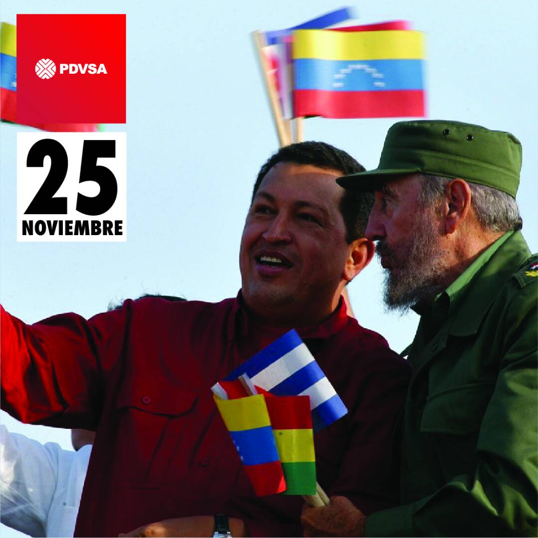Hoy conmemoramos el primer año de la partida de Fidel Castro, los revolucionarios honramos tu lucha por la humanidad y tu hermandad con el Comandante Chávez ¡Viva Fidel, forjador de historia! #PorSiempreFidel