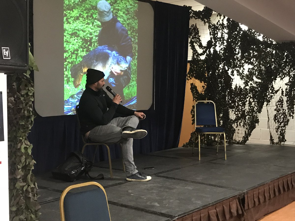 CarpWinterShow's tweet photo. Oz Holness Forum talk at this weekends Carp Society Winter Show ... missed it? We’re back again tomorrow 😃 tickets available on the door from 10am https://t.co/yUXAdZnCEB