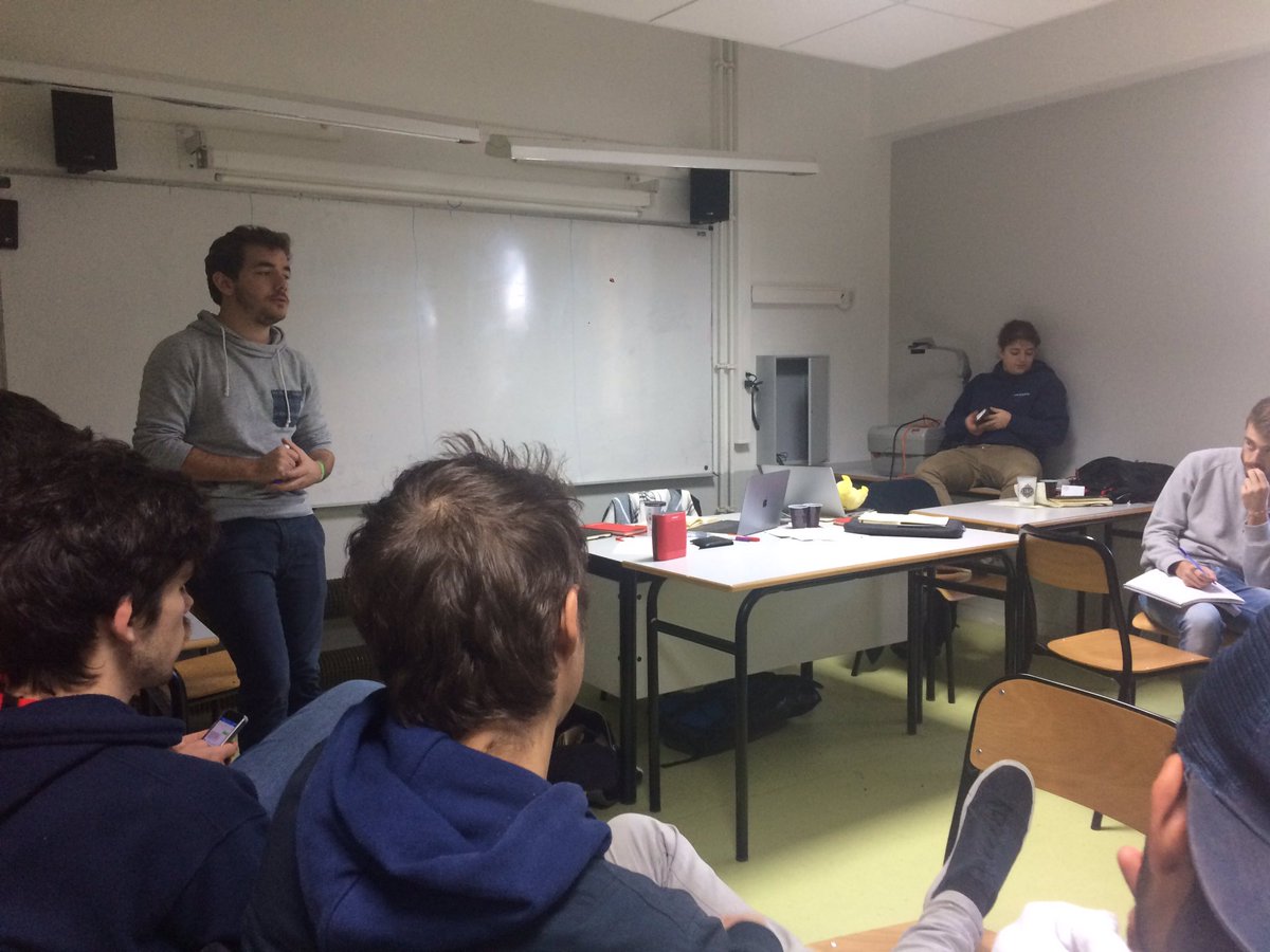 BDESTAPSBdx's tweet photo. On enchaîne sur l'analyse du nouveau plan étudiant lors de ce WEF de l'@ANESTAPS ! #staps #abeeps #anestaps https://t.co/JU5ECVZ7Iw