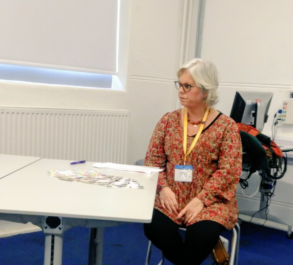 NaffySfL's tweet photo. Listening to @LearnUnlimited Foufou telling us how to get our students to write stories. Humour is an important element! @nateclaldn @NATECLA #esolforlife #esolwhatsthestory https://t.co/uNTECwwTO9