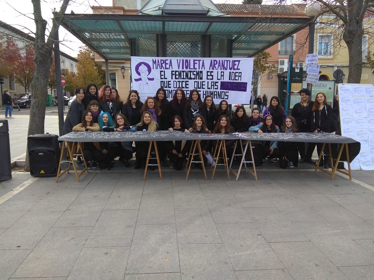 mvioletaranjuez's tweet photo. ¡GRACIAS A TOD@S POR VENIR! ¡INAUGURAMOS NUESTRA LABOR DE LA MEJOR MANERA! #25N #VivasNosQueremos https://t.co/sYSqCvVRQg
