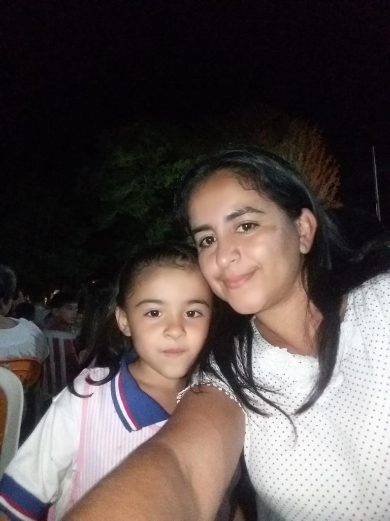 paez_toribia's tweet photo. Clausura de Jardin2017 de mi princesa#Yadira....La Residenta https://t.co/Hw4zv7qUvB