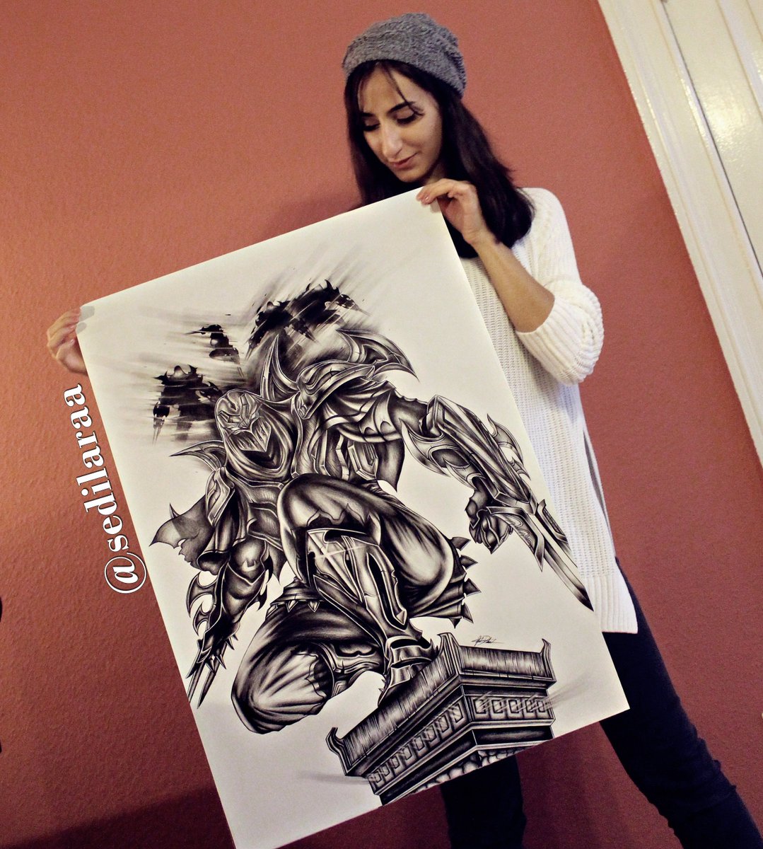 Sedilaraa's tweet photo. After what felt like 10 years and 3 used pencils, I'm finally done with this huge Zed Drawing 🙌✏️ @LeagueOfLegends @LolFanArt #zed #leagueoflegends #leaguefanart #lolfanart #riot #drawing #art #whysoshady https://t.co/YPThjNAo9T