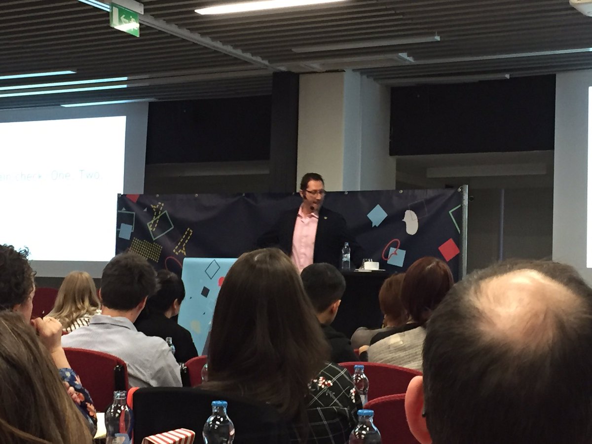 TrishnaBharadia's tweet photo. Third person this afternoon to refer to the @MSBrainHealth report. If you've not read it you need to! Dr. Jeremy Hobart talks of how it's one of the things to be able to get tooled up! #MSsession2017 https://t.co/3eMmgamlNc