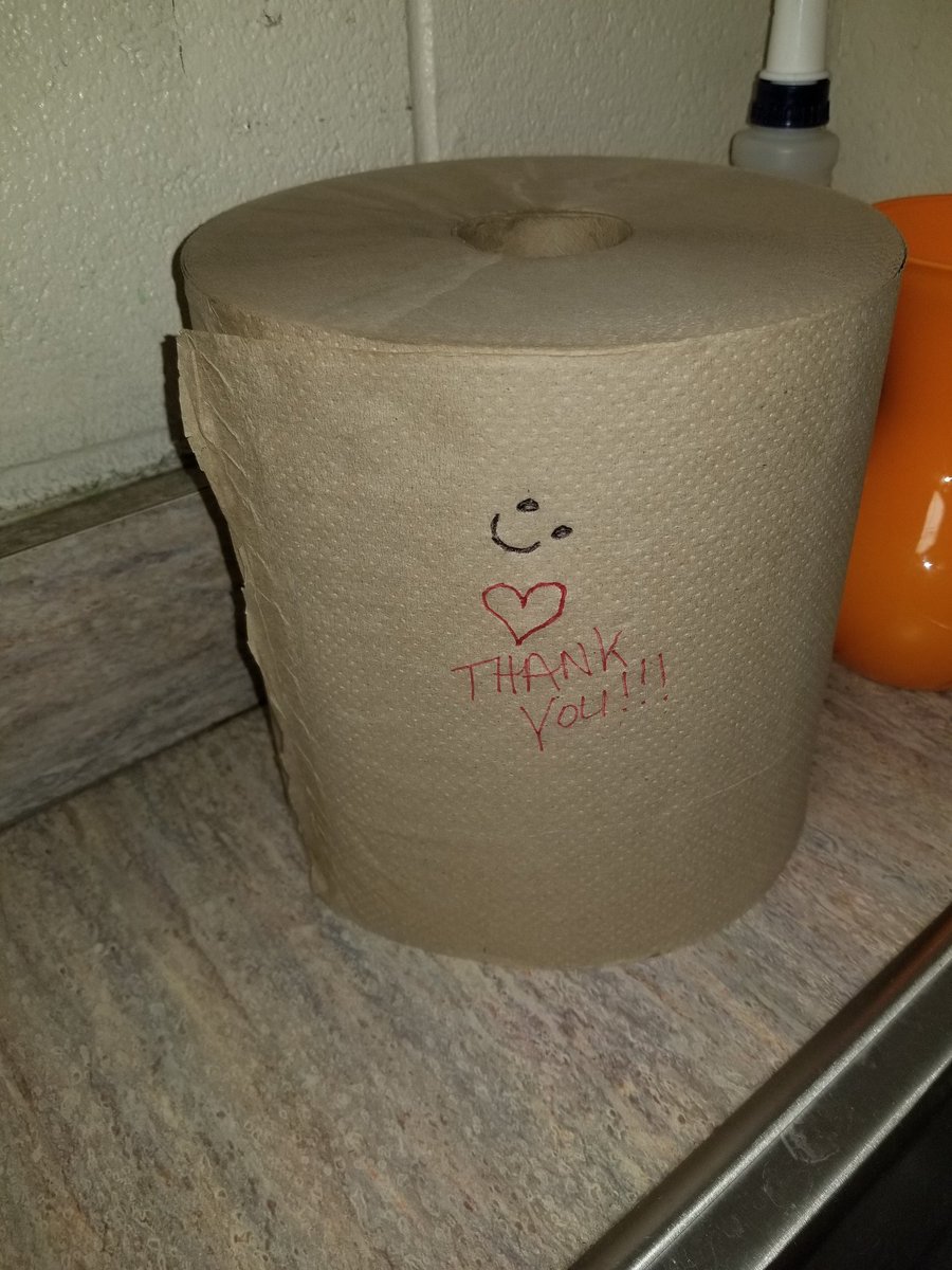 JES had a sub Custodian #1its1 OF THE TOUGHEST JOBS #2SHE LOVES HER JOB&works VERYhard #3wish she was w/us @JES_tigers everyday!I asked for paper towels&got them w/a smiley face on it!❤Thank U Melissa Tilley 4ur hard work,love 4 our Ss,&SUPER ATTITUDE
@WCDE_TN
@Kimberhalliburt – at Jonesborough Elementary School