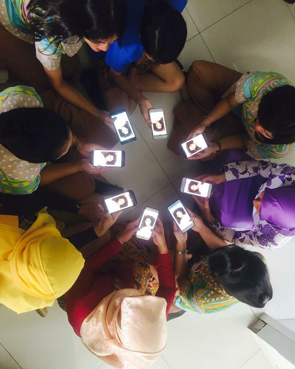 Voting barengan rame rame kenapa enggak, Bagus banget! Yuk tinggal DELAPAN jam voting ditutup
#MissUniverse #Indonesia