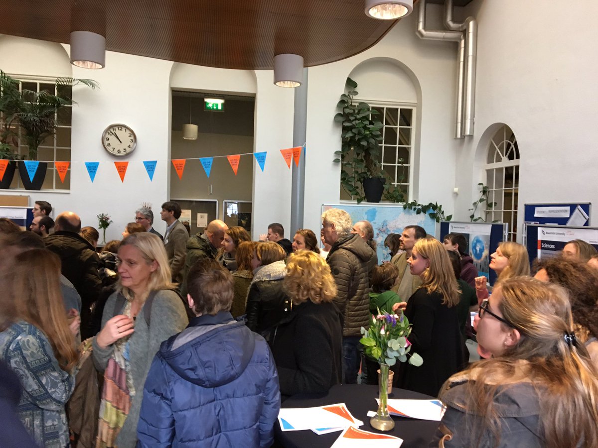 Rianneletschert's tweet photo. Welcome at University College Maastricht, full house! #bod17 @maasuniversity https://t.co/CRECkdcVnn