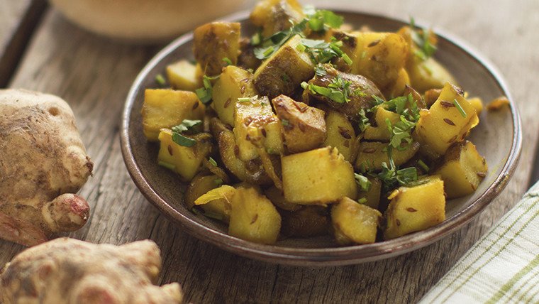 HariGhotra's tweet photo. These Jerusalem artichokes in a dry Indian masala makes a wonderfully crunchy and healthy side dish: https://t.co/A9icMBsZqk #WorldVeganMonth https://t.co/NXBXdKi7OM