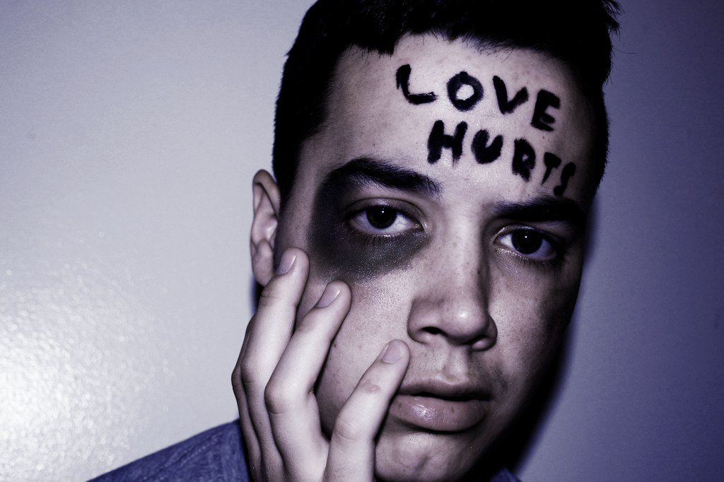 VoiceOfLondonUK's tweet photo. 16-19 year olds are the most affected by domestic abuse https://t.co/GdhuYGIN4S https://t.co/o4Zeb5nudo