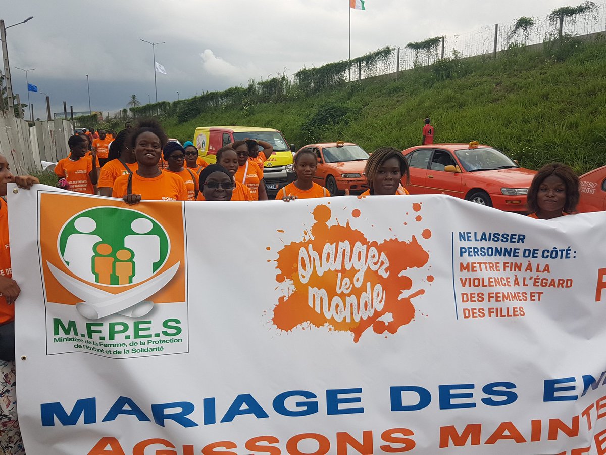 unicovih's tweet photo. En ce moment se déroule  du côté  de marcory la marche contre les #VBG (violences basés  sur le genre) @InternewsCI @Gouvci https://t.co/6sSM8hKULD