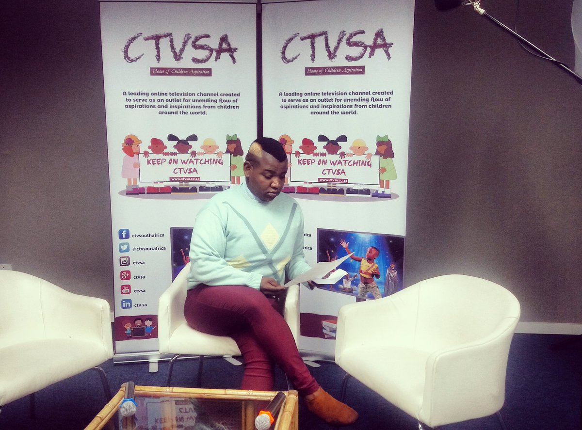 Bongani_Drama's tweet photo. >>>> Brand new day. Rainy Saturday work flow. Shooting and hosting the 'Rise Africa Conference' presented by @ctvsa. #RiseAfrica #CTVSA #Host ππ«π€π¬π₯π― https://t.co/7HyHL0TR1D