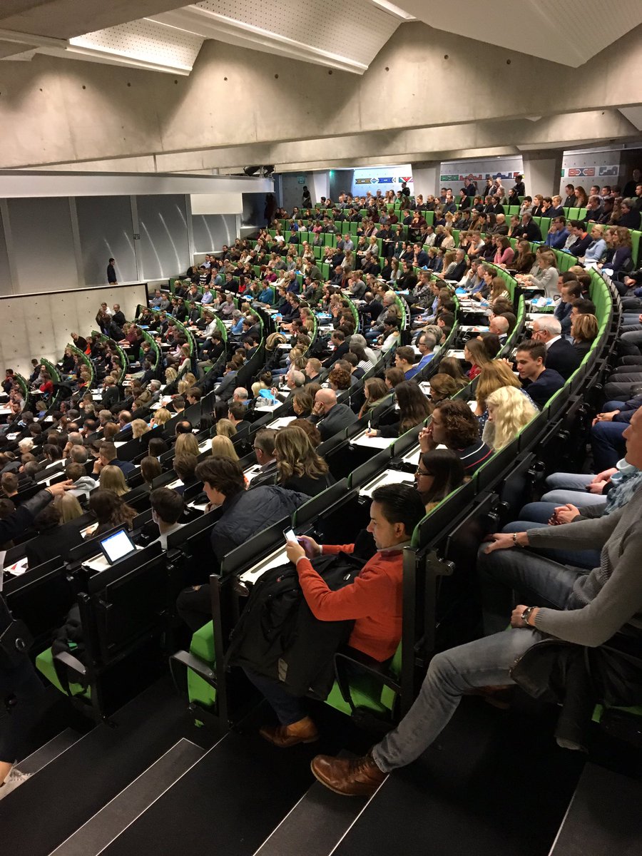Rianneletschert's tweet photo. Welcome at our @umsbe! Many interested students today at our #bod17 @maasuniversity https://t.co/mhbQxP9zws