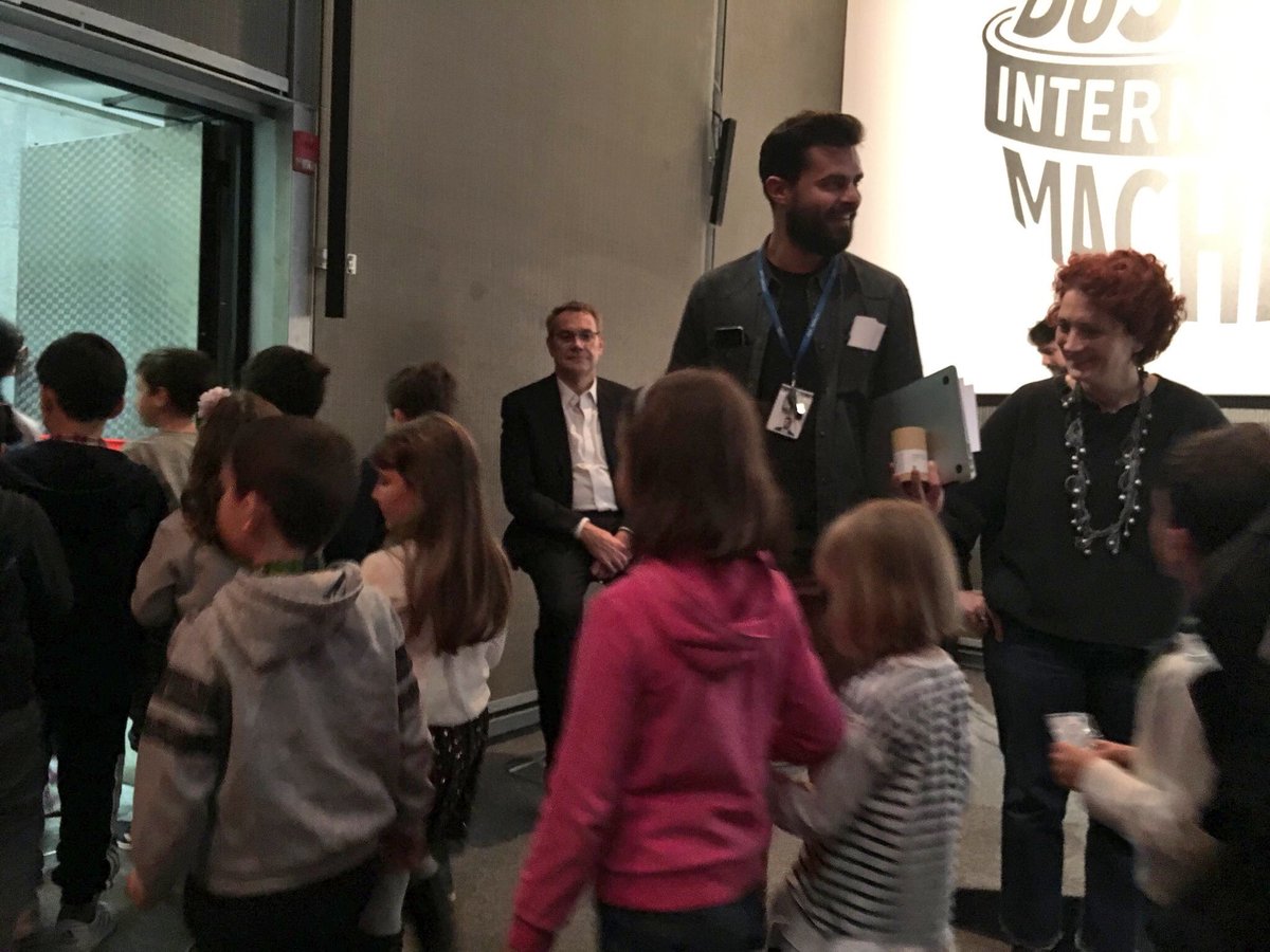 Decollanz's tweet photo. In @IBMItalia la #matemarathon per bimbe e bimbi con @CHIARABURBERI. Impegno x far scoprire l’amore per #Matematica @DorianaDB @ecereda #STEM https://t.co/19Uu05kCCC