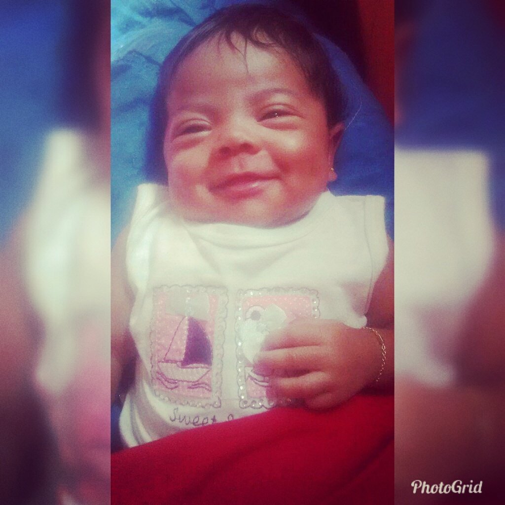 NevoeiroP's tweet photo. Essa Minha Malvadinha Tá De Mais Cr , Até Sorri Pro Papai Ela Que ❤💘💜👑
#PapaiTeAmaFilha💘❤💜👑 https://t.co/aYD87uxPHU