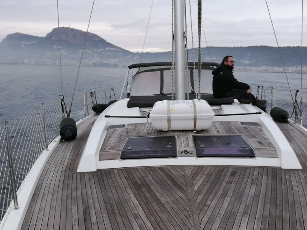 MNYachts's tweet photo. Realizando pruebas de navegación en un #velero #Hanse505 en las #islasmedas https://t.co/Mo4LEZJzFn