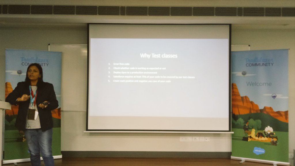 nitinsfdc's tweet photo. Follow @sfdc_Seema
Thanks Seema from @Accenture for such a great session on #TestClasses and sharing knowledge with @newdelhisfdcdug @SF_GURGAON_WIT https://t.co/paxFaMpOHc