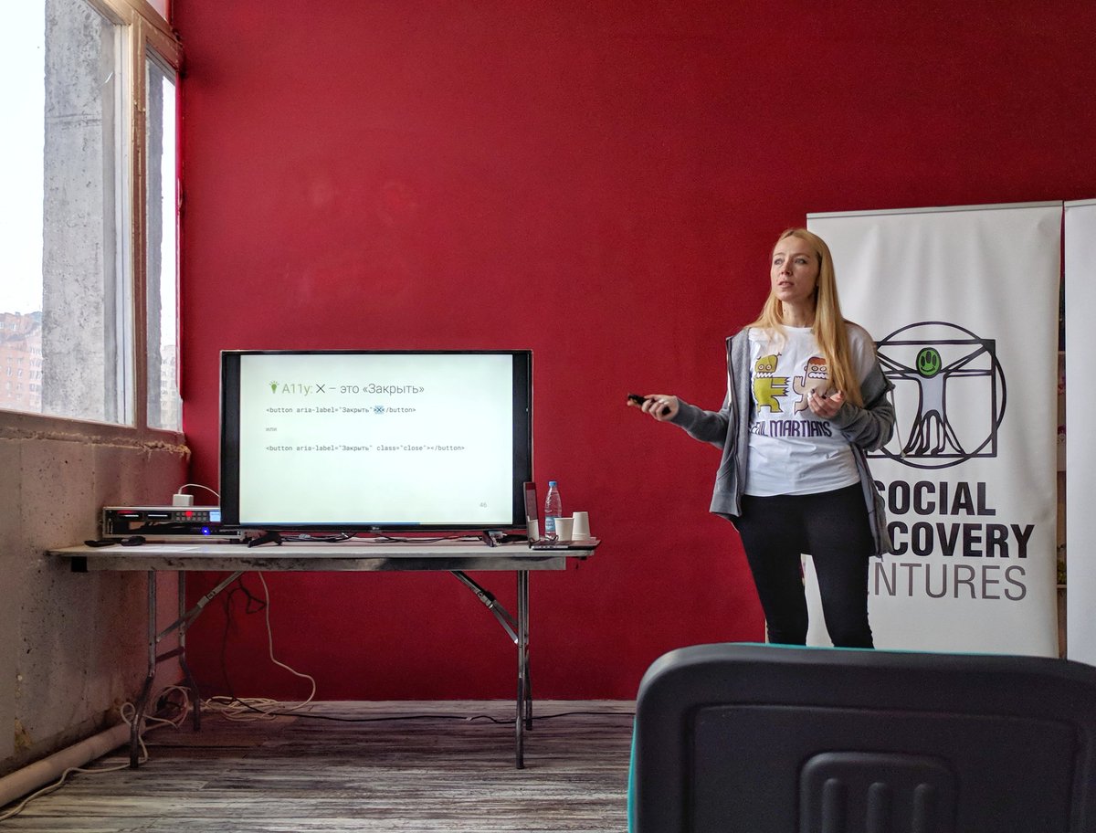 stacklevelorg's tweet photo. Философский доклад от @asktwi про модальные окна. @evilmartians захватили поток JS&amp;CSS на #DevFestBy https://t.co/nPQtTy1dYX