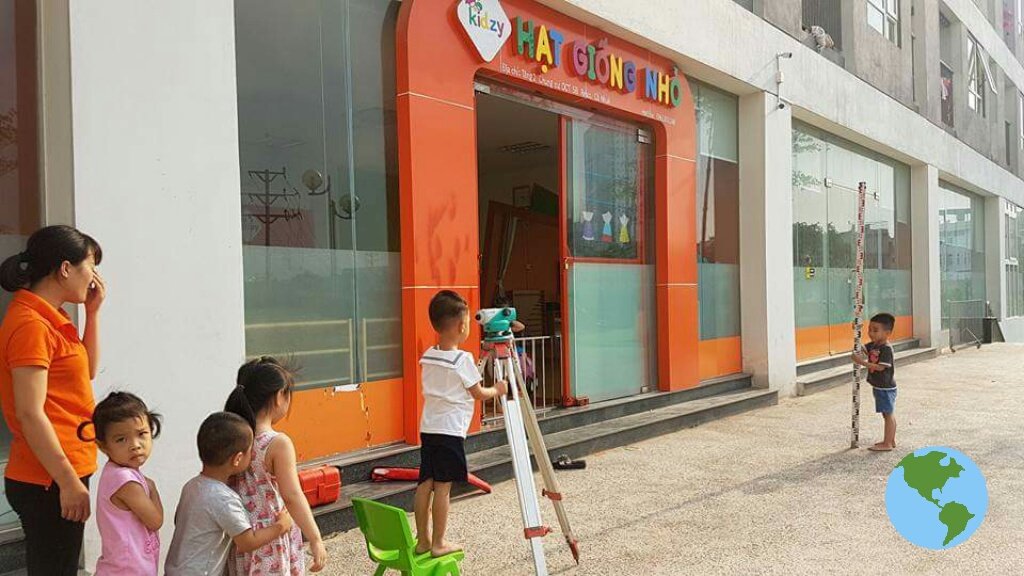 dodacbando1com's tweet photo. Thế hệ trẻ học Trắc địa / trắc đạc để vẽ non sông trong một tờ. 
#trắcđịa https://t.co/BB9x8diDdY https://t.co/c3JnwVLn8z