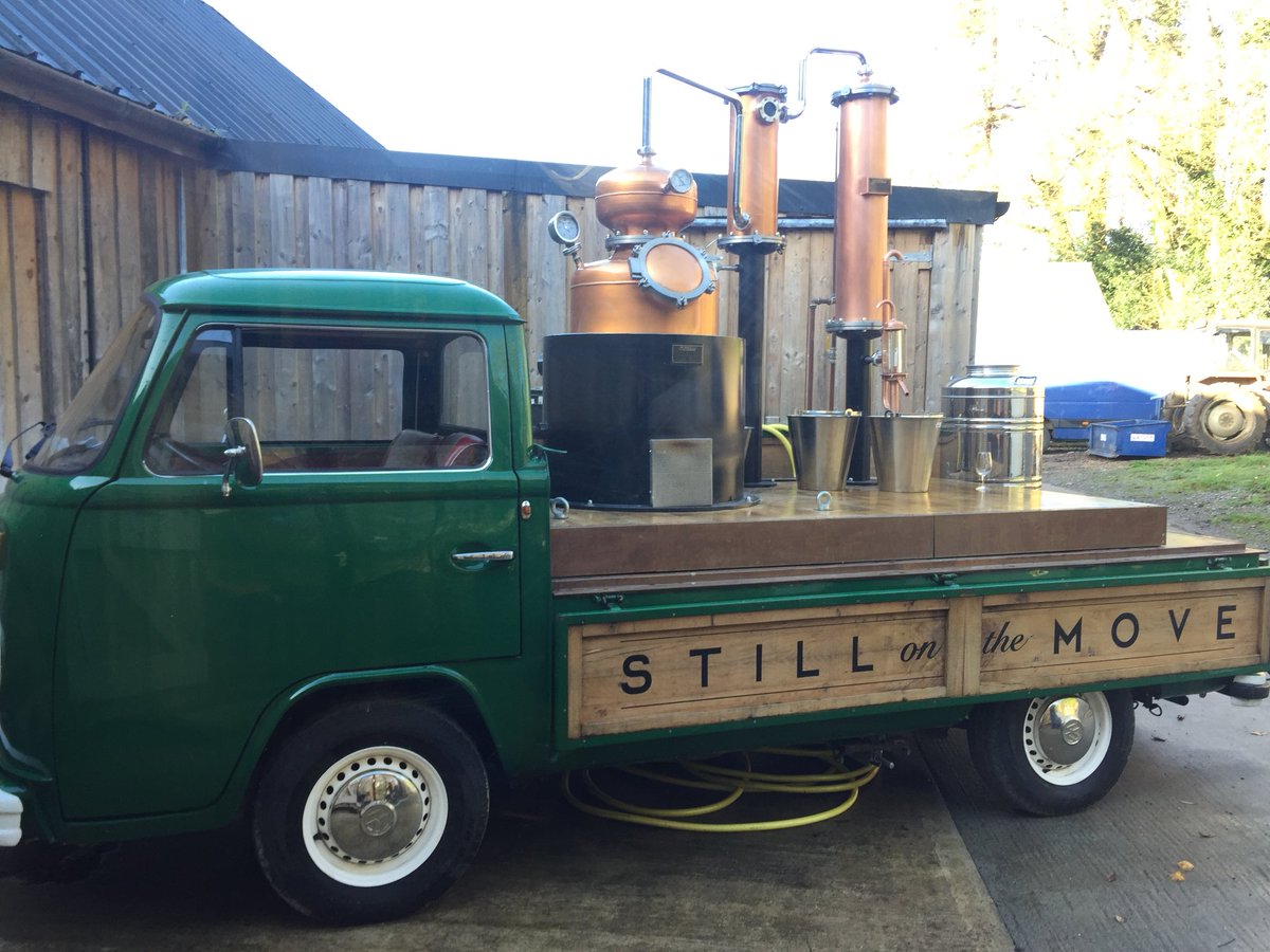 still_onthemove's tweet image. The Still is lit and the Gin is on its way @Gyle59brew - using some fabulous botanicals #wheresginny #craftgin #creativedrinkers #dorsetgin #coldhands