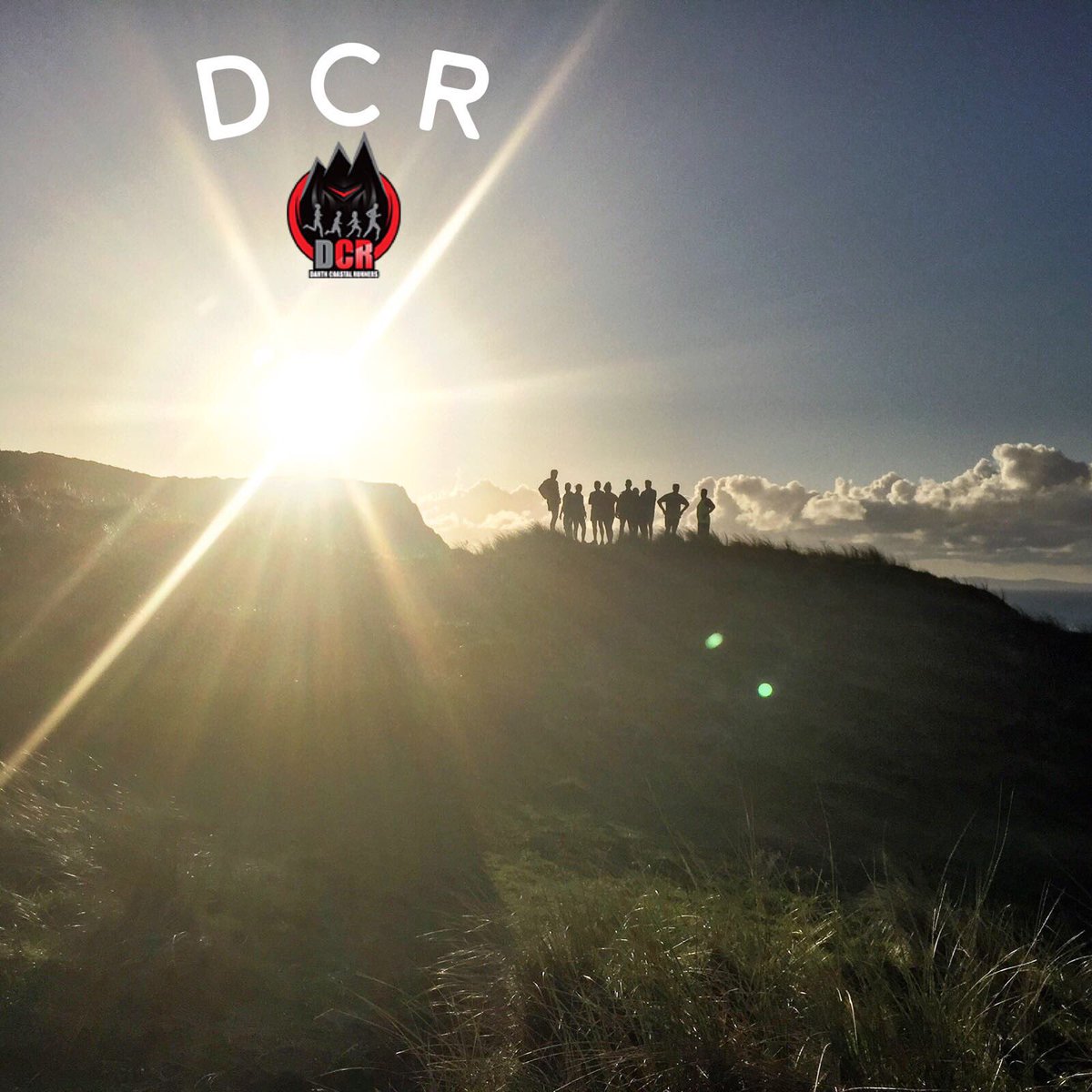nick_tune's tweet photo. What a morning to be a runner on the #Gower with @DarthRunners https://t.co/d5J73qBbxB