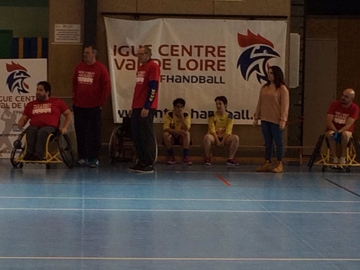 ClementGreck's tweet photo. #handfauteuil #handadapté Troisième édition des régionales handensemble en ce moment à La Ferté-Saint-Aubin ! Ateliers et matches #respect #union @larep_fr @LigueCentreHand @k_lauriane https://t.co/O6AOw7Hgkf