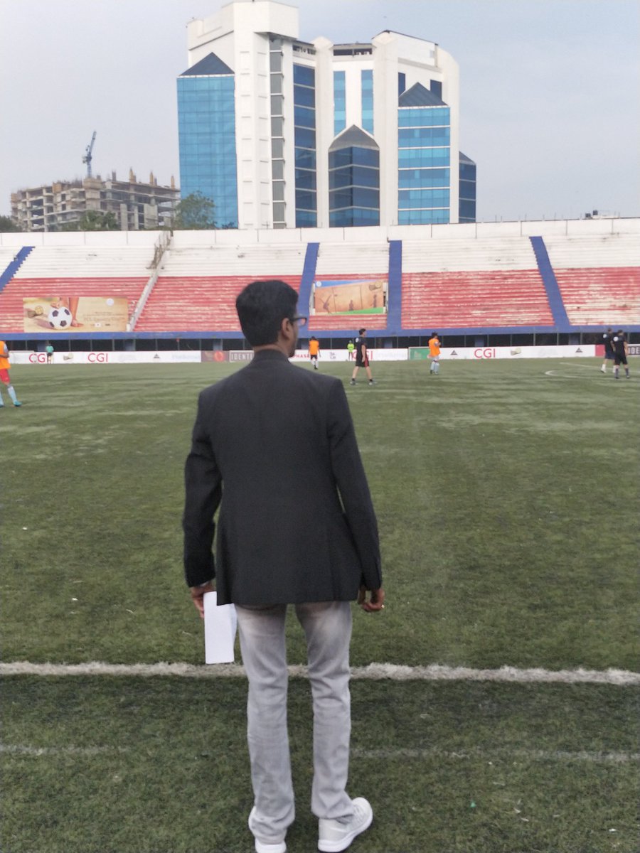 dpramathesh's tweet photo. CEO vs ALL STARS

#PCL #PCL2017 #PARIKRMA @parikrma https://t.co/yjhKqopAsb