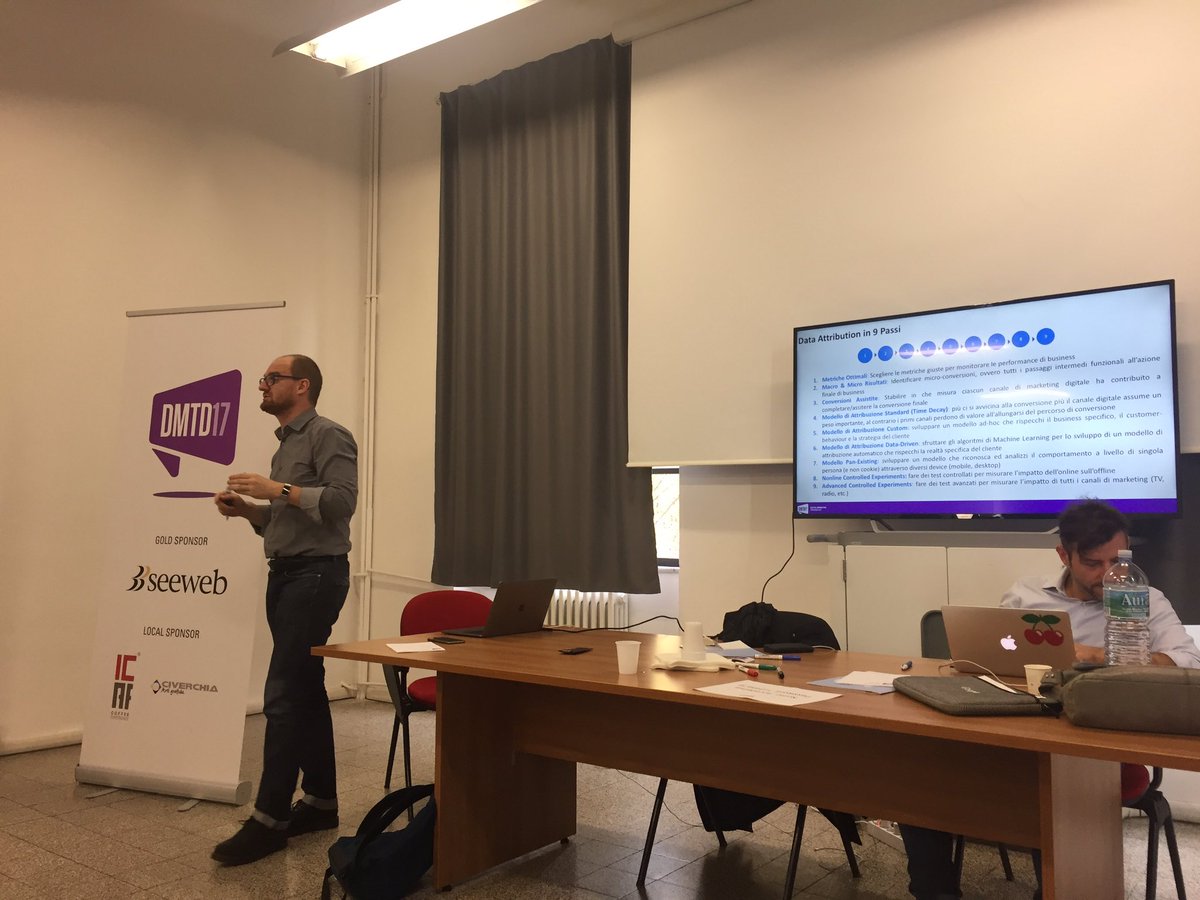 VeronicaGiov's tweet photo. [#DMTD17] #DataAttribution in 9 passi: dalle metriche ottimali all'advanced controlled experiment. @filippoTrocca @DMTD17 #digitalmarketing https://t.co/LD1xXTNyfa