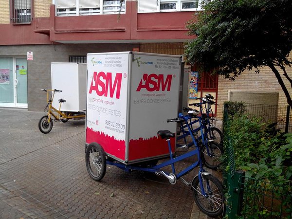 transpedales's tweet photo. El black friday, trae de cabeza a los operadores logísticos, a los e-commerce, a los destinatarios y por ultimo a las ciudades,  TRANSPEDAL. A.S.M-GLS TIENE LA SOLUCION DISTRIBUCIÓN ECOLÓGICA https://t.co/Tl06dsPIkY