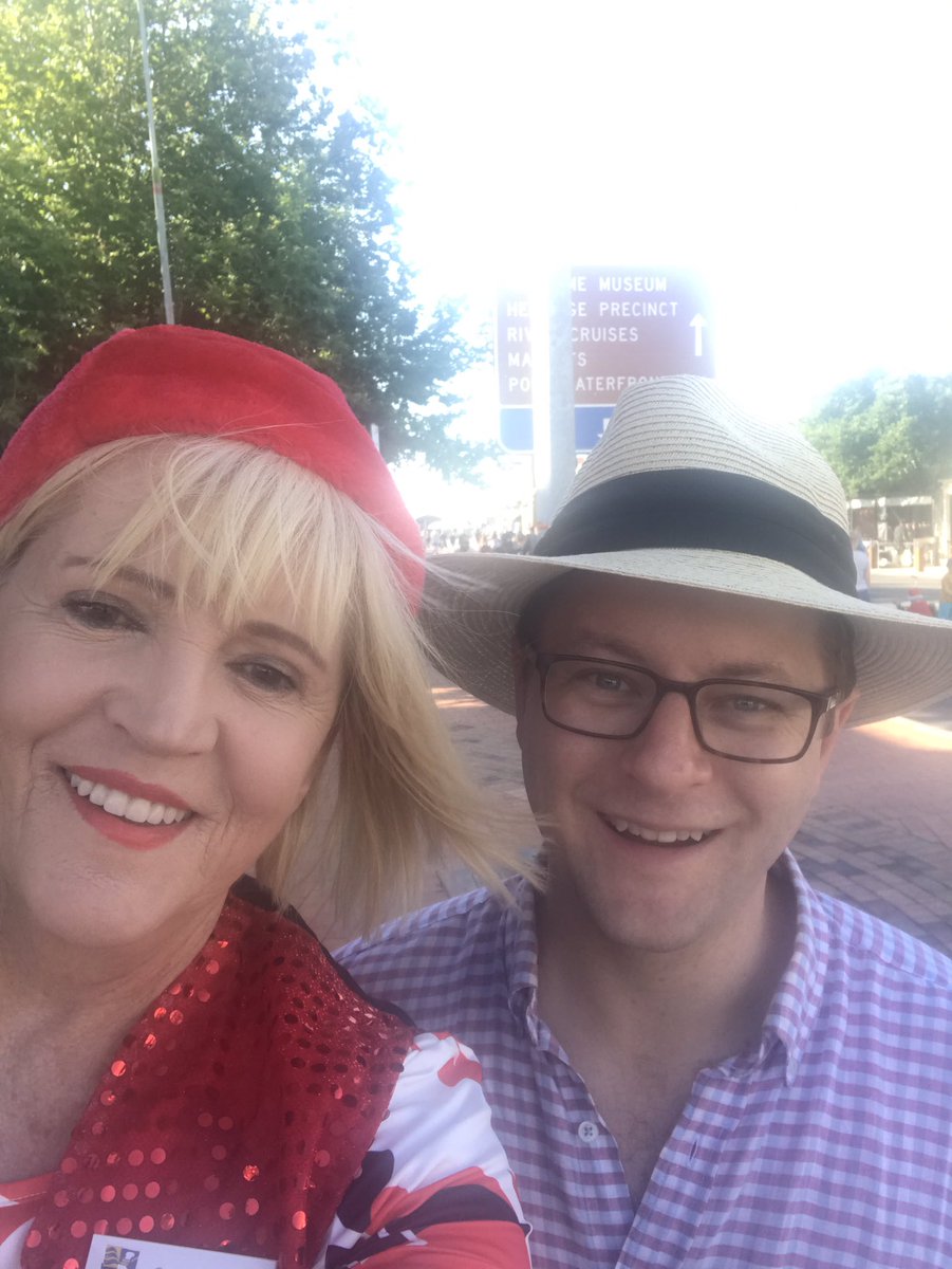 CarolForEnfield's tweet photo. @CityofPAE @MattOsborn @Cr_VMcCluskey getting in the Christmas spirit at our city's Twilight Christmas Parade https://t.co/fhpLcsLlFg