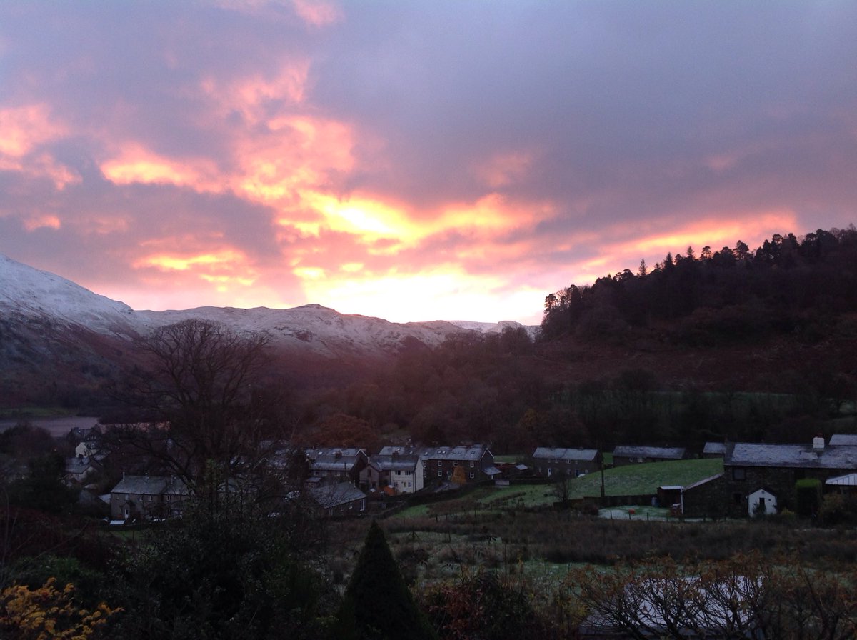 Brushtec's tweet photo. Dawn overlooking Glenridding https://t.co/zpF0h7UbM5