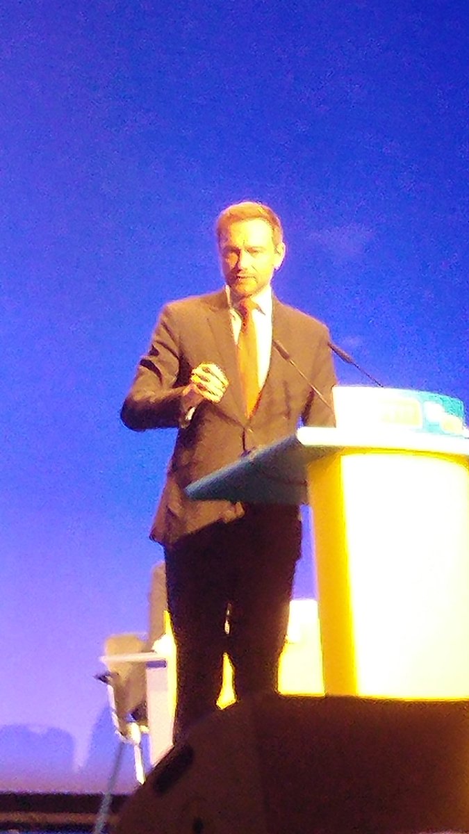 breuer_heiner's tweet photo. #fdp17 Lieber @c_lindner  nur ein Wort #DANKE  !!!! https://t.co/iuswknylLi