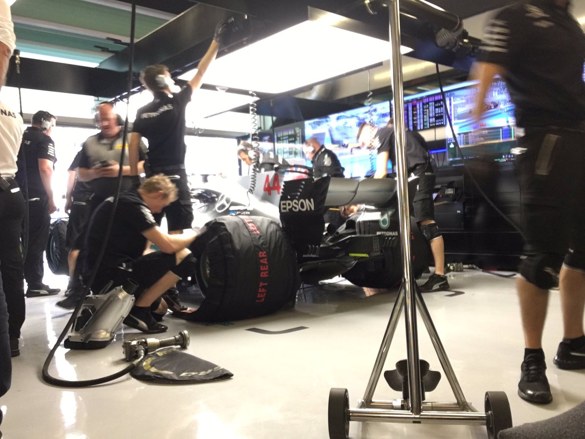 jm130tt's tweet photo. Just sat in @LewisHamilton chair watching FP3 as you do!! 😳 @F1 huge thanks again to @MercedesAMGF1 and @MonsterEnergy I'm a happy chap. 👌🏻👌🏻 https://t.co/RlwQpRTRE5