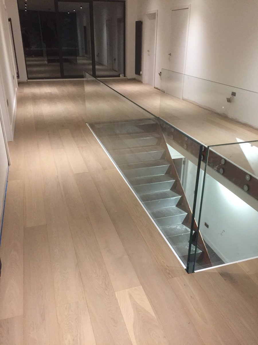 ashworthchippy's tweet photo. It’s all about attention to detail 👌🏻 #finishingtouches #northforeland #carpentry #dustmonkey #woodwork #ashworthcarpentry https://t.co/XJ1Iujvqko
