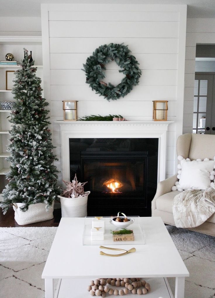 ClassImproveme1's tweet photo. It’s almost time to dig out those #Christmas #decorations. Are you the #Contemporary or #traditonal Christmas type? Either way, an open fire looks inviting #cozy #HomeImprovement https://t.co/4mVltiHYJY