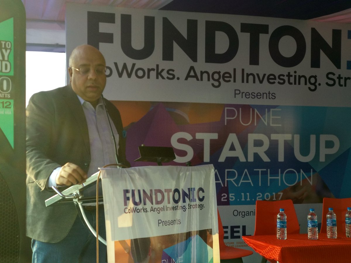 FundTonic's tweet photo. @anuragbatrayo, Guest Of Honor at #PuneStartupMarathon shares his entrepreneurial story. https://t.co/kIwj6zzOqy