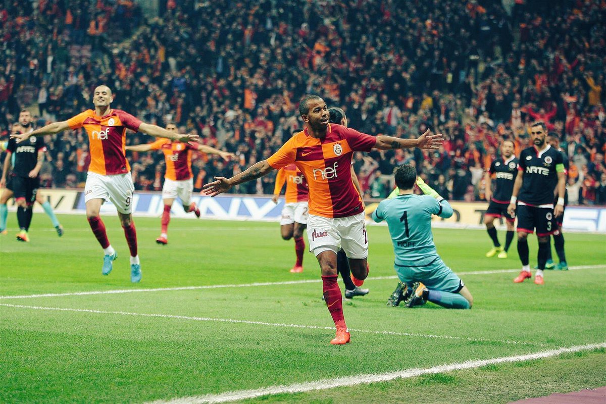 TEK BİR DİLEĞİMİZ VAR CİMBOMBOMUM!

Ş A M P İ Y O N  O L!

#BugünGünlerdenGALATASARAY

#ultrAslan
